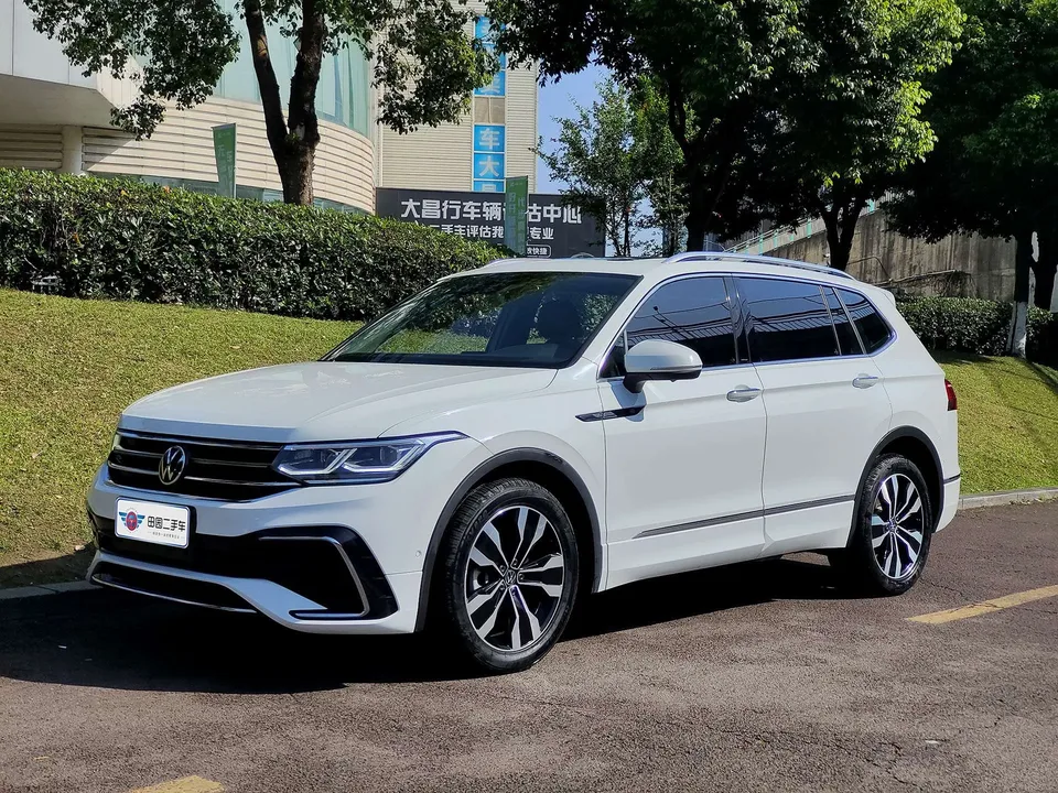 Volkswagen Tiguan L 2023