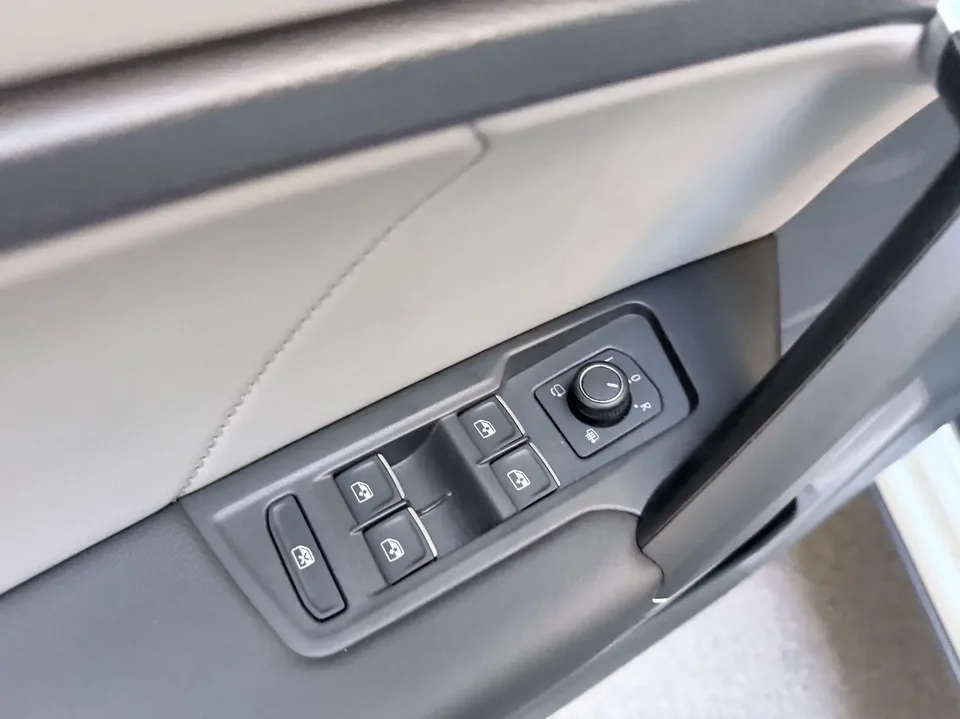 Volkswagen Tayron Tanyue 2023 280TSI 2WD Luxury Plus Advanced Edition 2023 — миниатюра 5