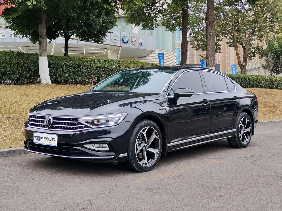 Volkswagen Magotan 2024