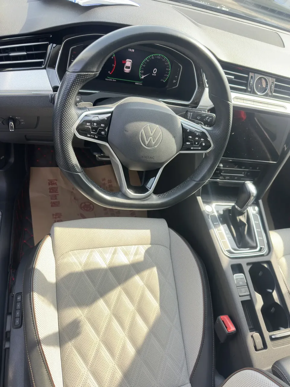 Volkswagen Magotan Magotan 2023 Magotan 2023 2 million commemorative edition 380TSI DSG flagship model 2023 — thumbnail 3
