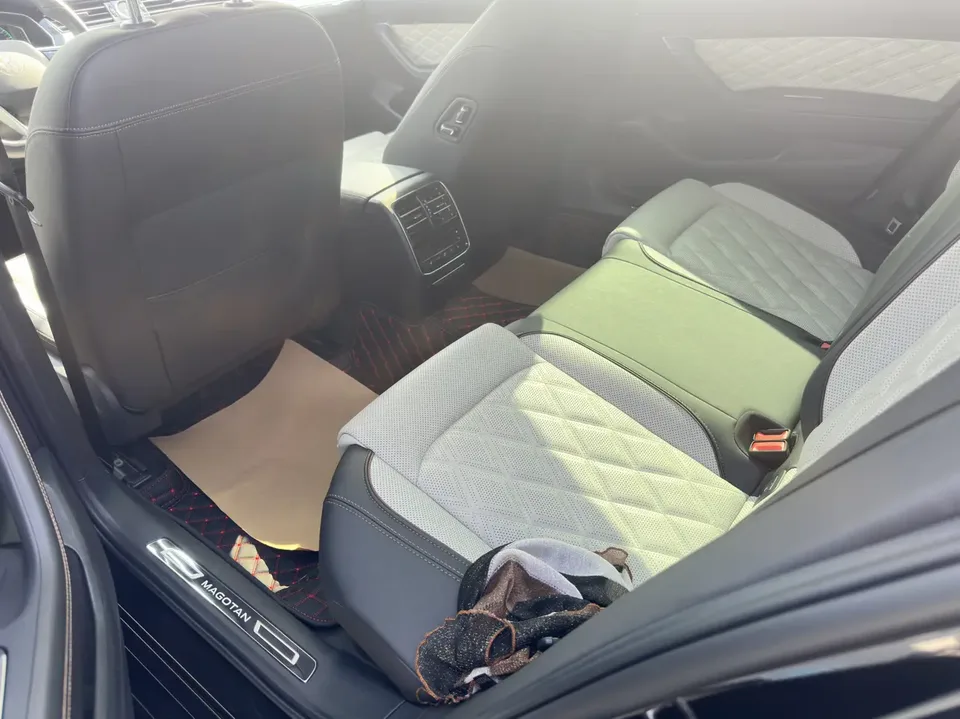 Volkswagen Magotan Magotan 2023 Magotan 2023 2 million commemorative edition 380TSI DSG flagship model 2023 — thumbnail 4