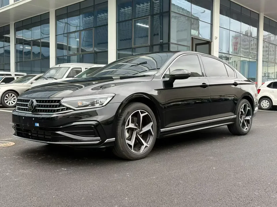 Volkswagen Magotan 2026