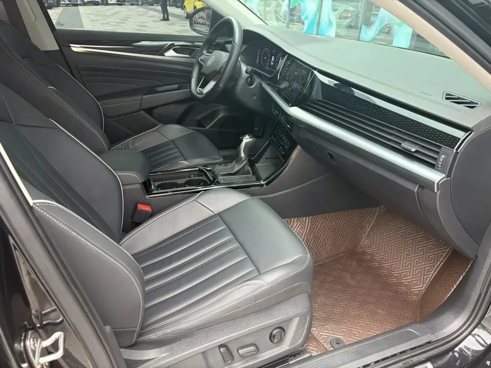 Volkswagen Passat Passat 2023 330TSI Star Elite Edition 2023 — миниатюра 3
