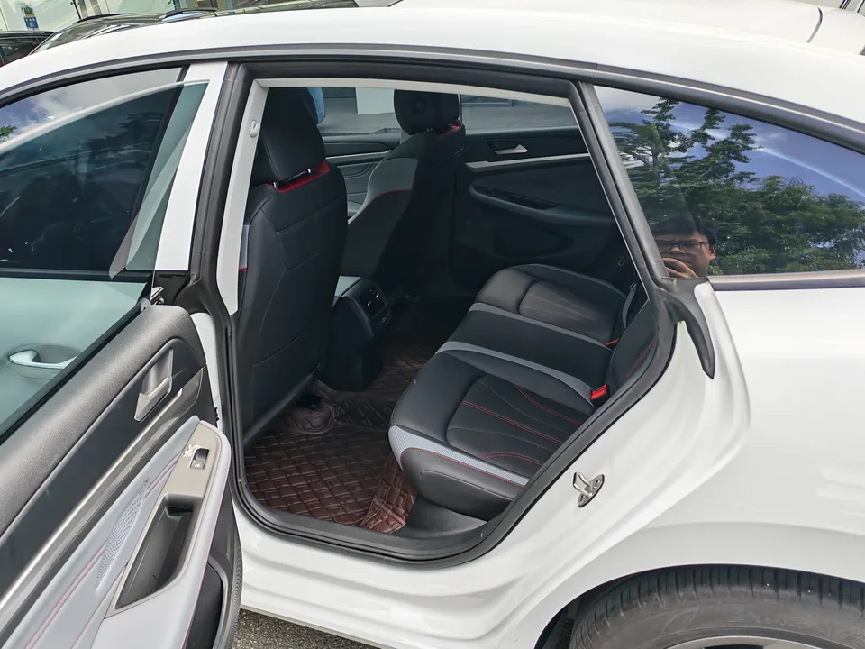 Volkswagen Lamando 2024 Lingdu Lingdu L 280TSI DSG Hot Edition 2024 — миниатюра 5