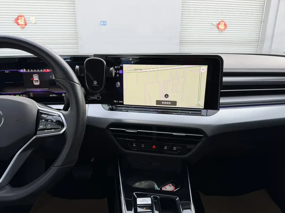 Volkswagen Lamando Lingdu Lingdu L 280TSI DSG Cool Edition 2023 — миниатюра 3
