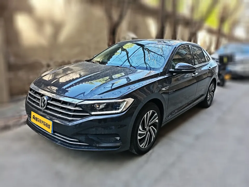Volkswagen Sagitar 2022
