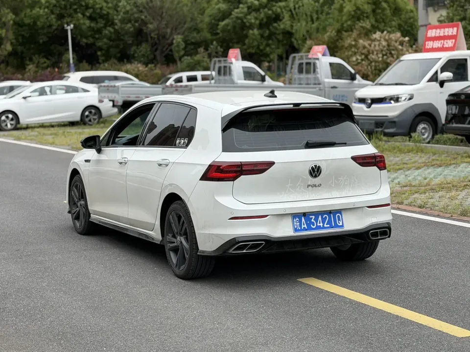 Volkswagen Golf golf 2021 280TSI DSG R-Line 2022 — thumbnail 2