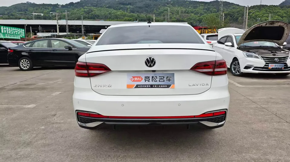 Volkswagen Lavida Lavida 2024 300TSI DSG Starry Sky Full Edition 2025 — миниатюра 2