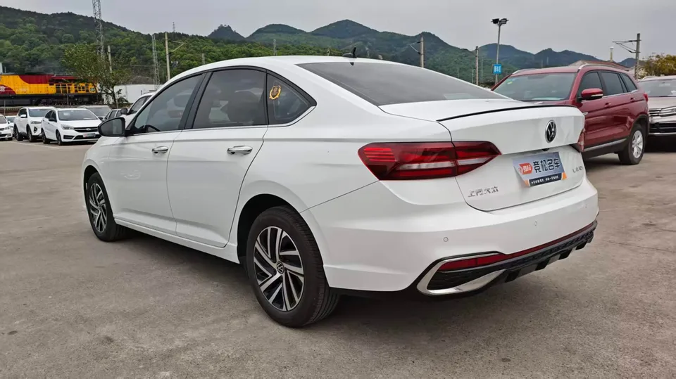 Volkswagen Lavida Lavida 2024 300TSI DSG Starry Sky Full Edition 2025 — миниатюра 4