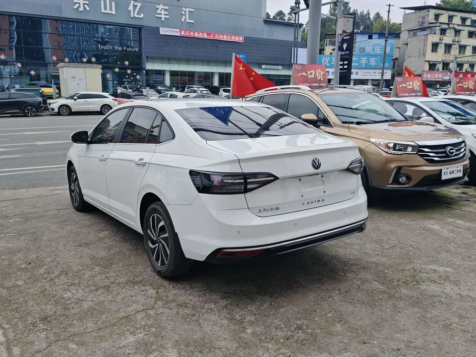 Volkswagen Lavida Lavida 2025 New 1.5L Outstanding New Desire Edition 2025 — миниатюра 4