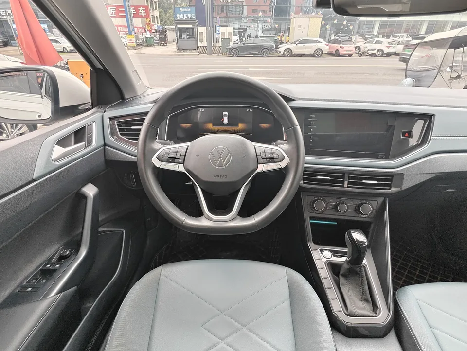 Volkswagen Lavida Lavida 2025 New 1.5L Outstanding New Desire Edition 2025 — миниатюра 5