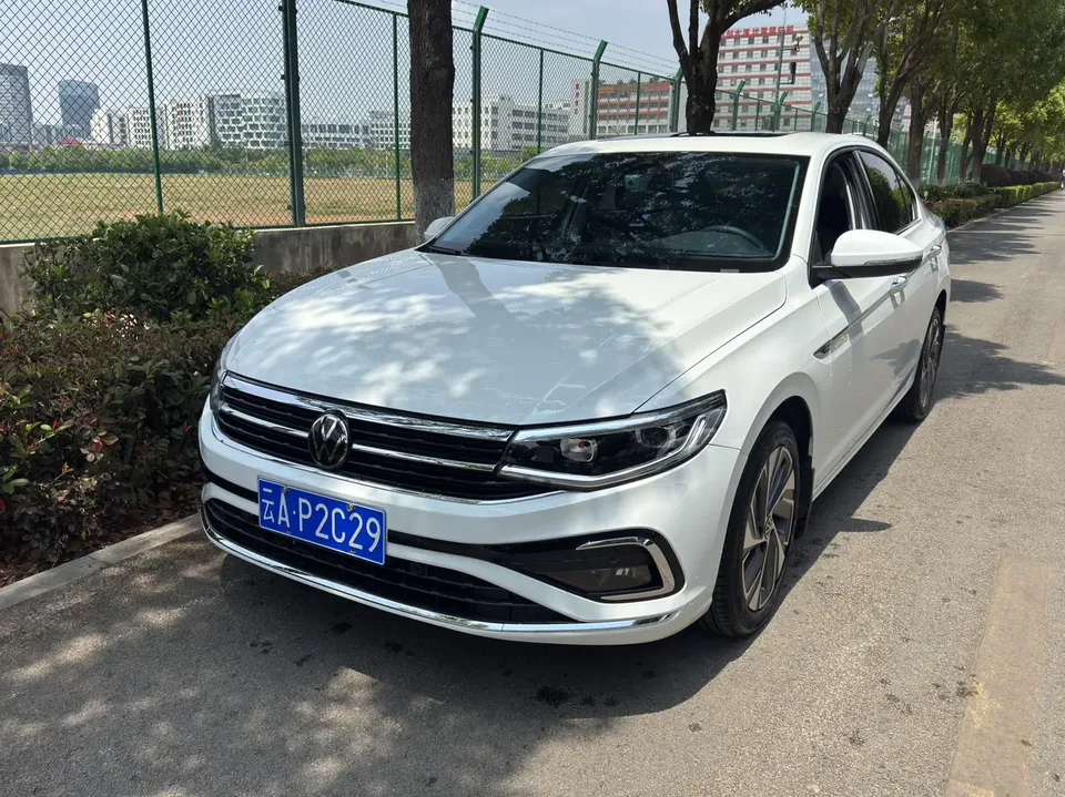 Volkswagen Bora 2023