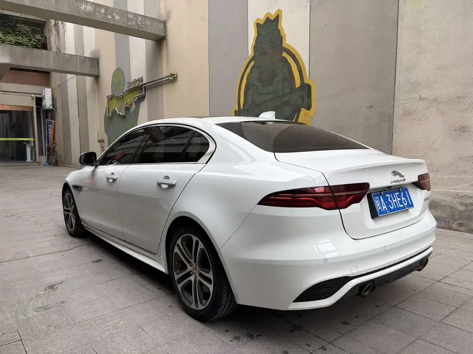 Jaguar XEL XEL 2022 2.0T 250PS R-DYNAMIC S aggressive sports version 2022 — thumbnail 4