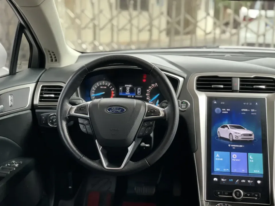 Ford Mondeo Mondeo EcoBoost 180 Fashion Edition 2022 — миниатюра 5
