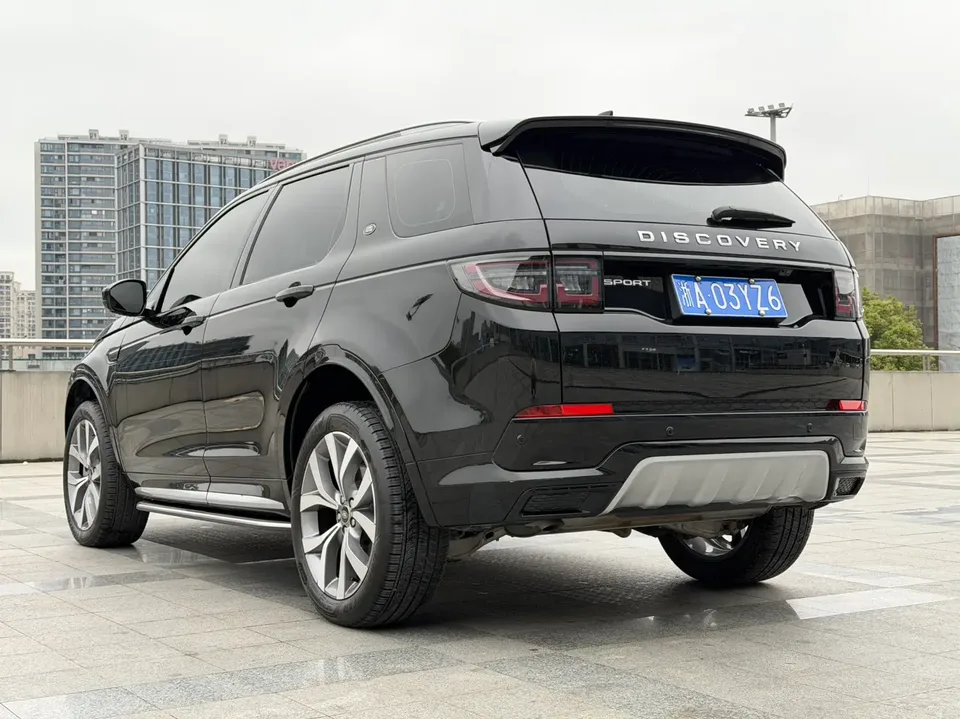 Land Rover Discover Sports Discover Sports 2025 249PS Performance Technology Edition 2024 — thumbnail 2
