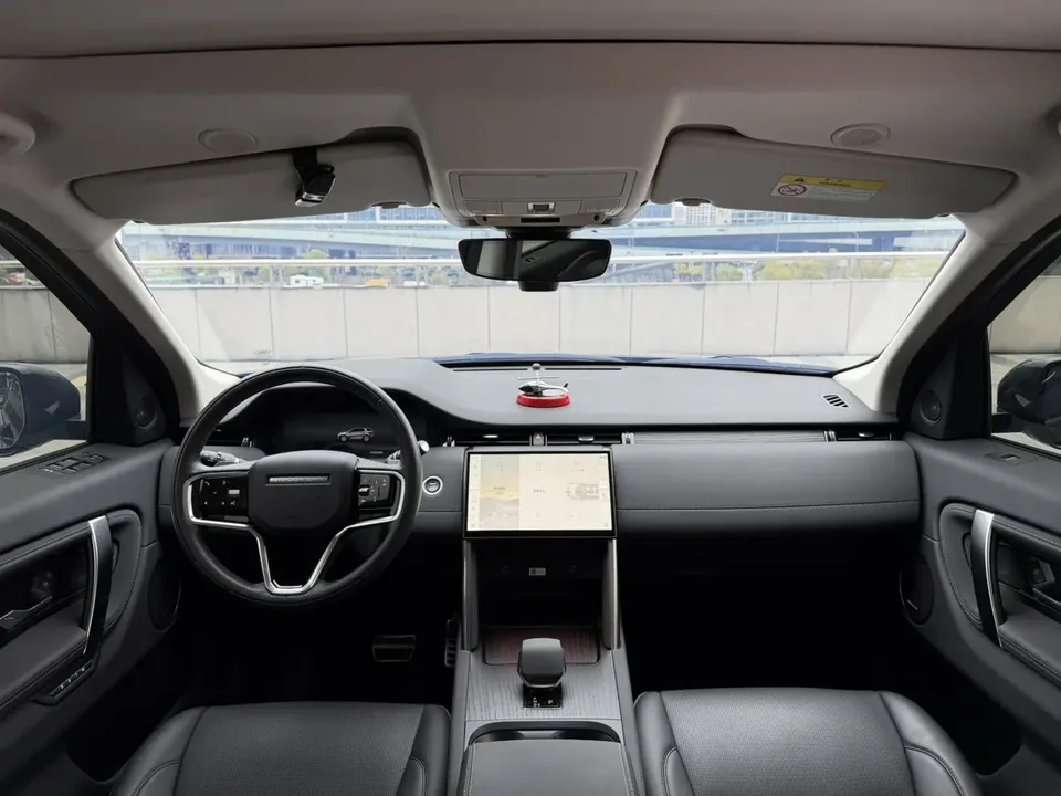 Land Rover Discover Sports Discover Sports 2025 249PS Performance Technology Edition 2024 — thumbnail 4
