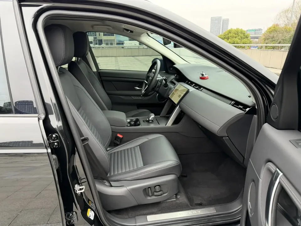 Land Rover Discover Sports Discover Sports 2025 249PS Performance Technology Edition 2024 — thumbnail 5
