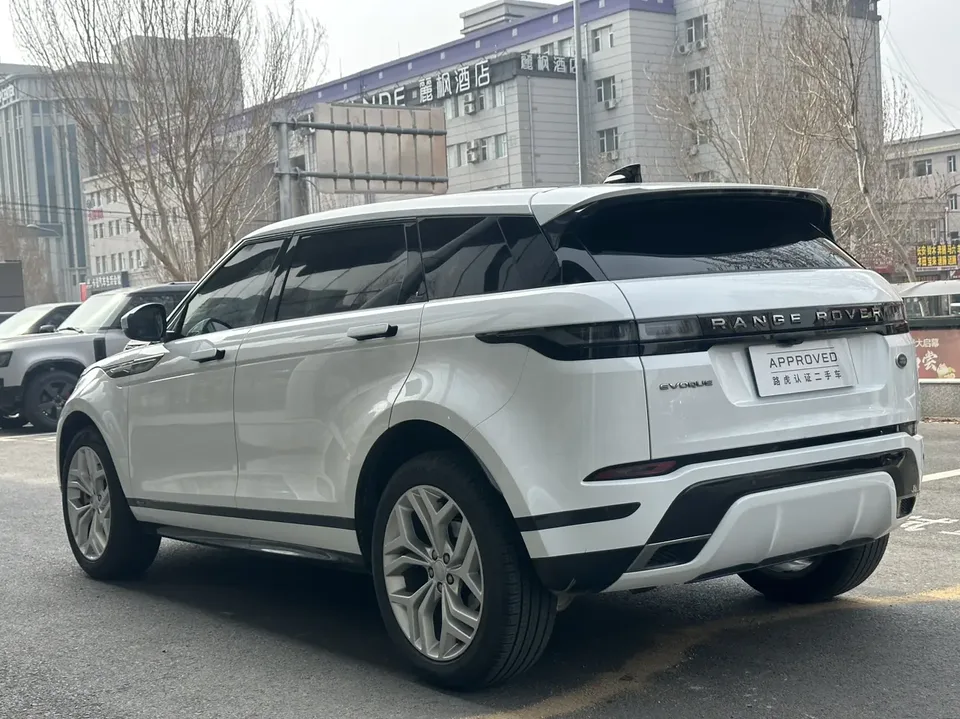 Land Rover Range Rover Evoque Evoque L 200PS R-Dynamic Standard Elite Edition 2022 — миниатюра 4