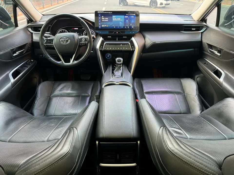 Toyota HARRIER Lingfang Harrier 2022 2.0L CVT 2WD Premium Edition 2022 — миниатюра 5