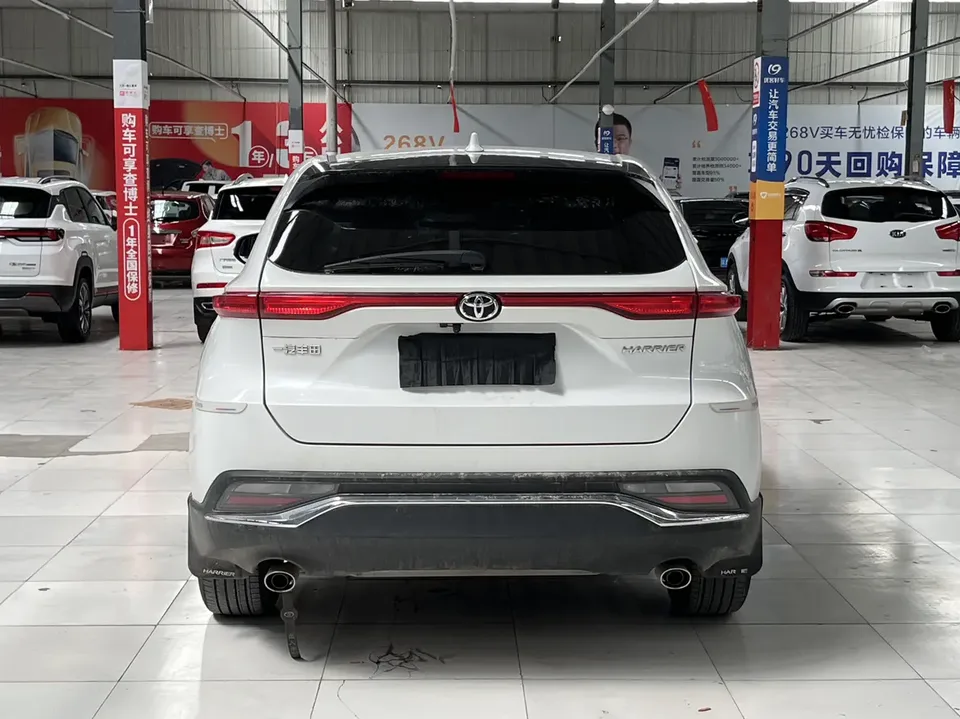 Toyota HARRIER Lingfang Harrier 2022 2.0L CVT 2WD Progressive Edition 2023 — миниатюра 2