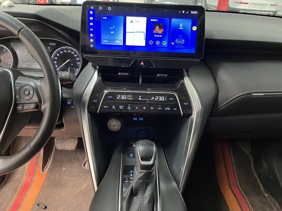 Toyota HARRIER Lingfang Harrier 2022 2.0L CVT 2WD Progressive Edition 2023 — миниатюра 3
