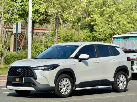 Toyota CorollaCross 2024 buy in Moscow