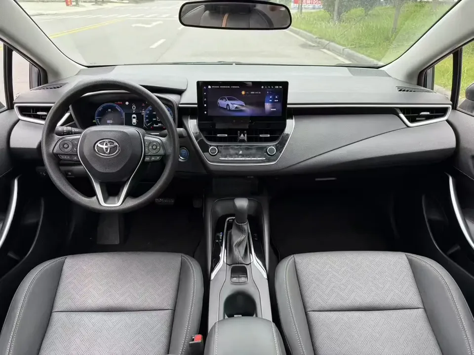 Toyota Levin Levin Hybrid 1.8L Sports Edition 2023 — миниатюра 5