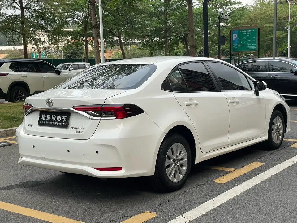 Toyota Corolla Corolla 2023 1.2T S-CVT Pioneer Edition 2023 — thumbnail 2