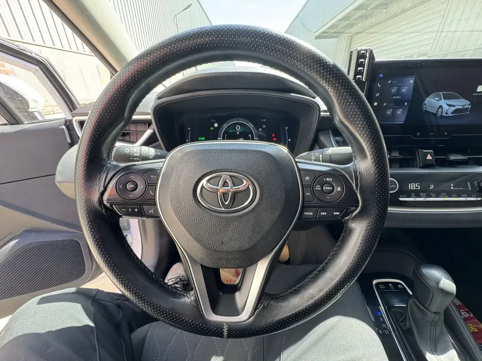 Toyota Corolla Intelligent Electric Hybrid Dual Engine 1.8L E-CVT Flagship Edition 2024 — миниатюра 4