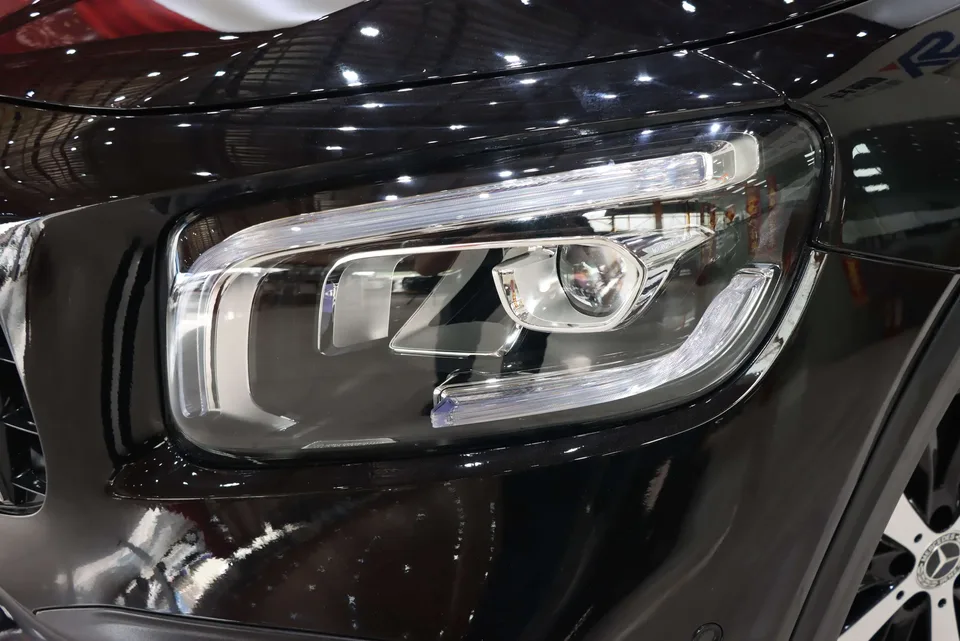 Mercedes-Benz GLB-Class Mercedes-Benz GLB 2023 GLB 220 Fashion Edition 2022 — миниатюра 3