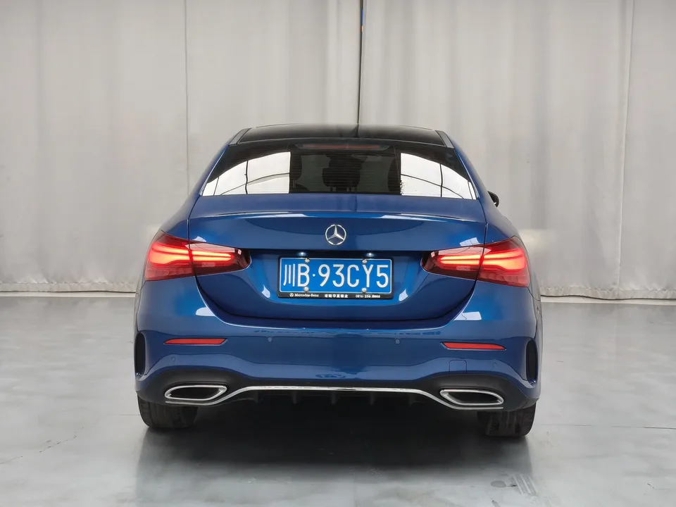Mercedes-Benz Mercedes Benz A Class Mercedes-Benz A-Class 2023 A 200 L Sports Sedan Fashion Edition 2023 — миниатюра 2