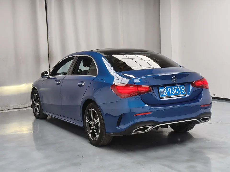 Mercedes-Benz Mercedes Benz A Class Mercedes-Benz A-Class 2023 A 200 L Sports Sedan Fashion Edition 2023 — миниатюра 4