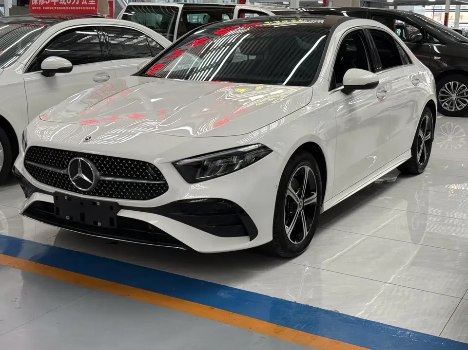 Mercedes-Benz Mercedes Benz A Class 2024