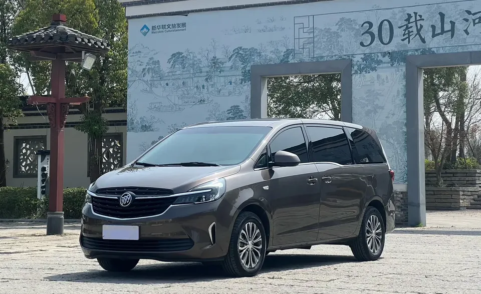 Buick GL8 2022