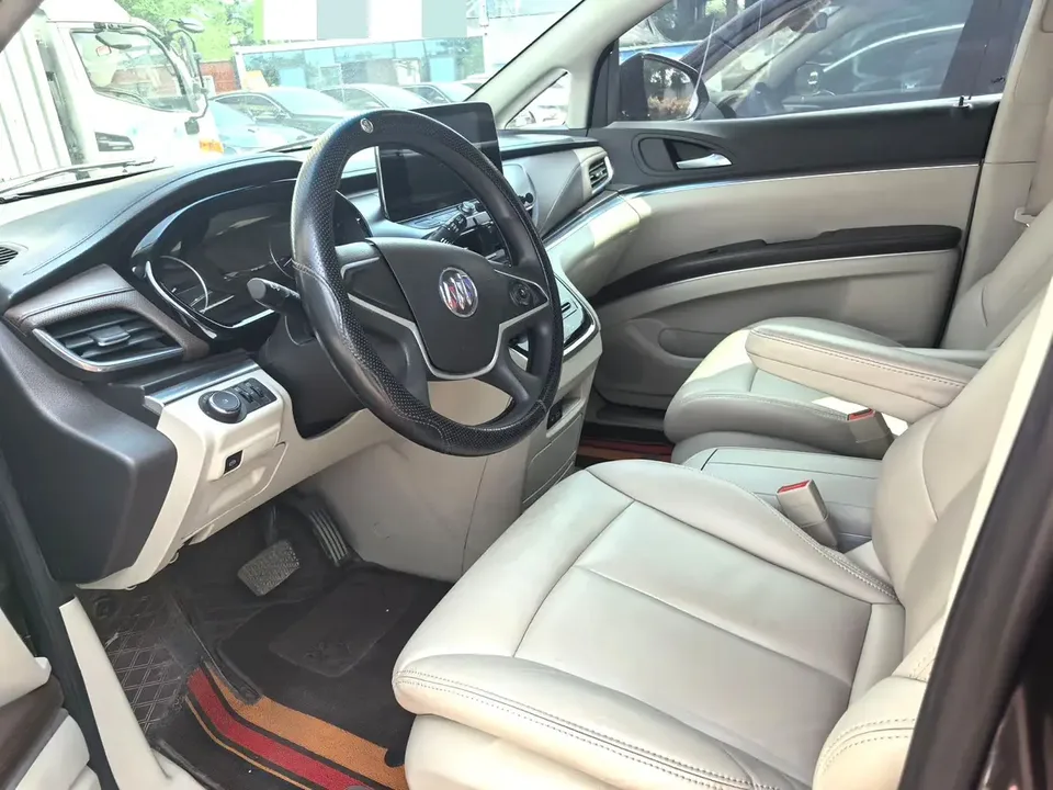 Buick GL8 Buick GL8 2022 Land Business Class 652T Comfort Edition 2022 — миниатюра 3
