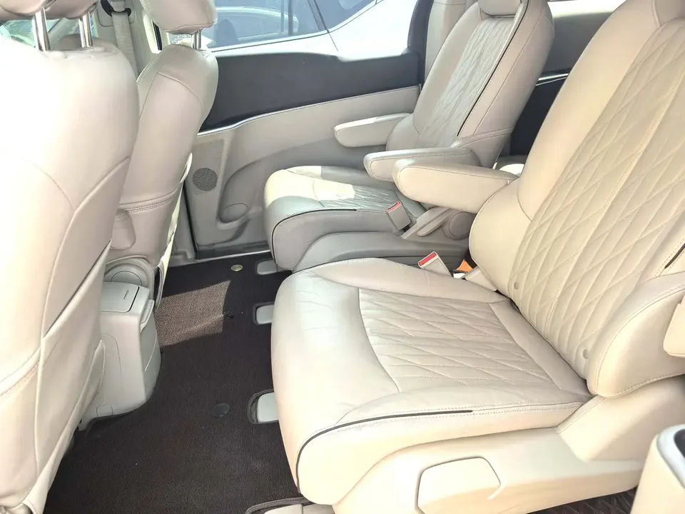 Buick GL8 Buick GL8 2022 Land Business Class 652T Comfort Edition 2022 — миниатюра 5