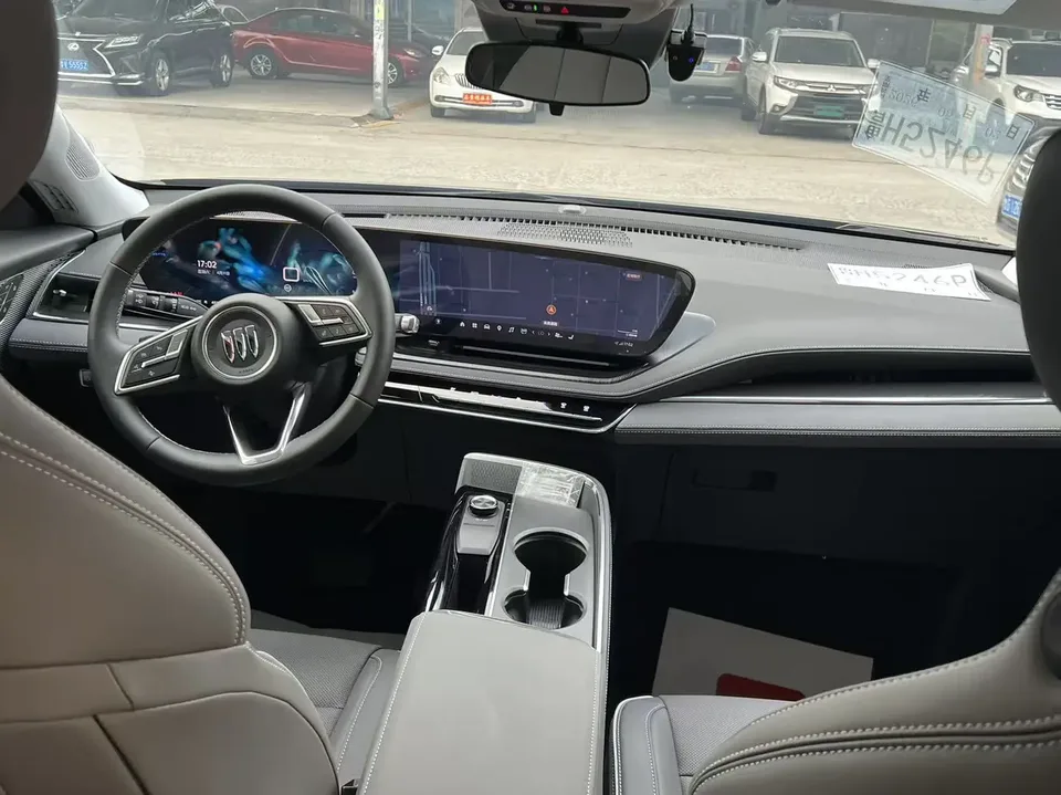 Buick E5 620KM Premium Edition 2025 — миниатюра 5