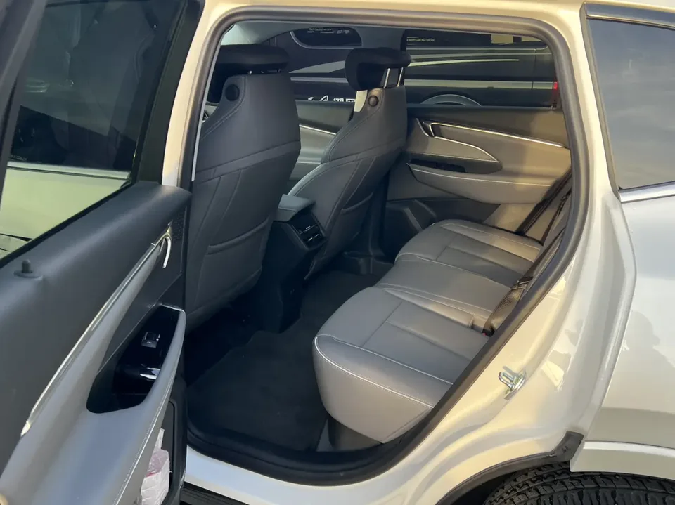 Buick E5 620KM Premium Edition 2025 — миниатюра 3