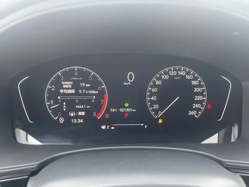 Honda CIVIC 2023 Civic HATCHBACK 240TURBO CVT Extreme Edition 2023 — миниатюра 3