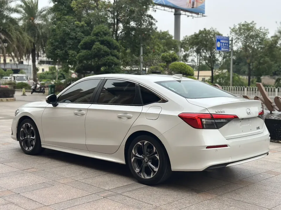 Honda CIVIC 2022 Civic 240TURBO CVT Power Control Edition 2022 — миниатюра 4