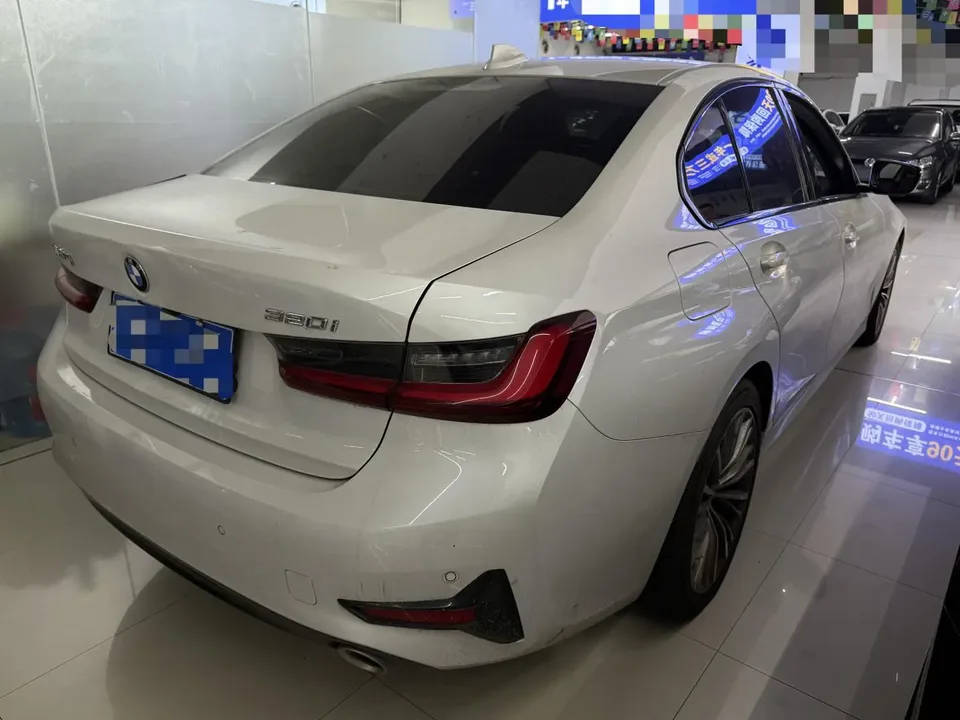 BMW 3 Series BMW 3 Series 2022 320i Sport Package 2022 — миниатюра 2