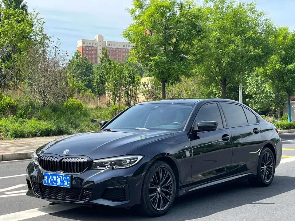 BMW 3 Series 2022