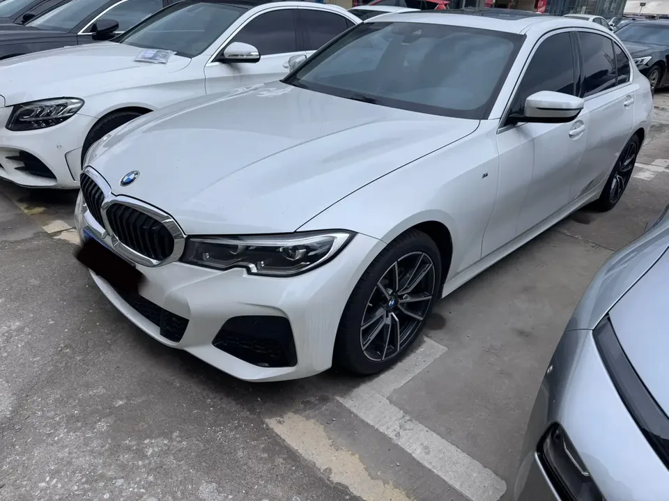 BMW 3 Series 2022