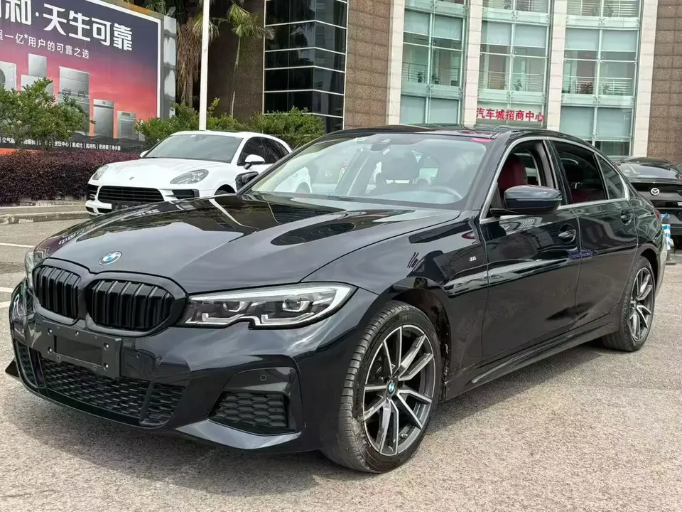 BMW 3 Series 2022