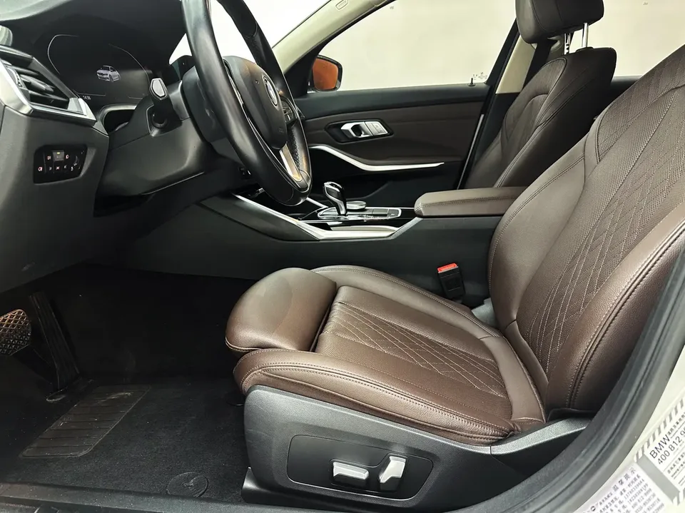 BMW 3 Series BMW 3 Series 2022 320i Sport Package 2022 — миниатюра 4