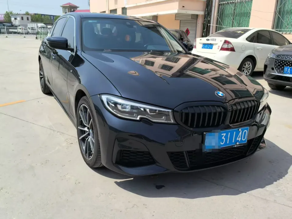 BMW 3 Series 3 Series 2022 facelift 325Li M Sport package 2022 — thumbnail 3