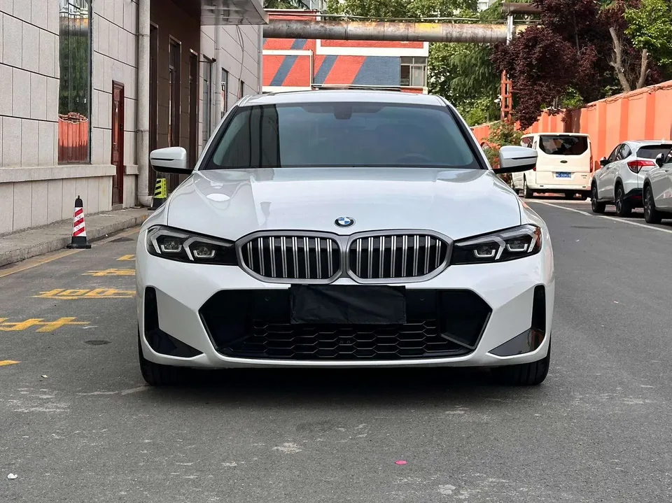 BMW 3 Series 2023