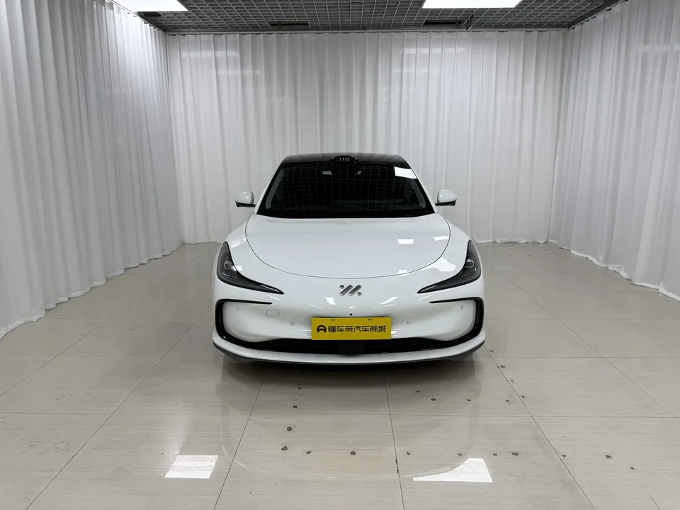 Zhiji L6 2025
