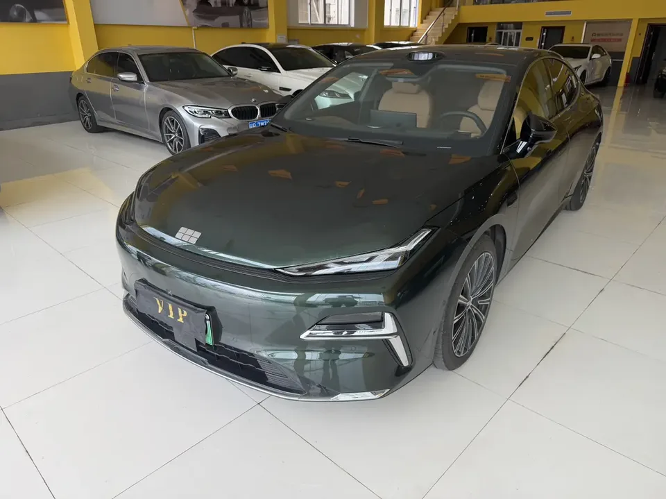 Geely Galaxy Star 8 PHEV 2025