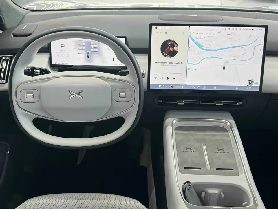 XPeng P7+ long-range Max 2025 — миниатюра 3